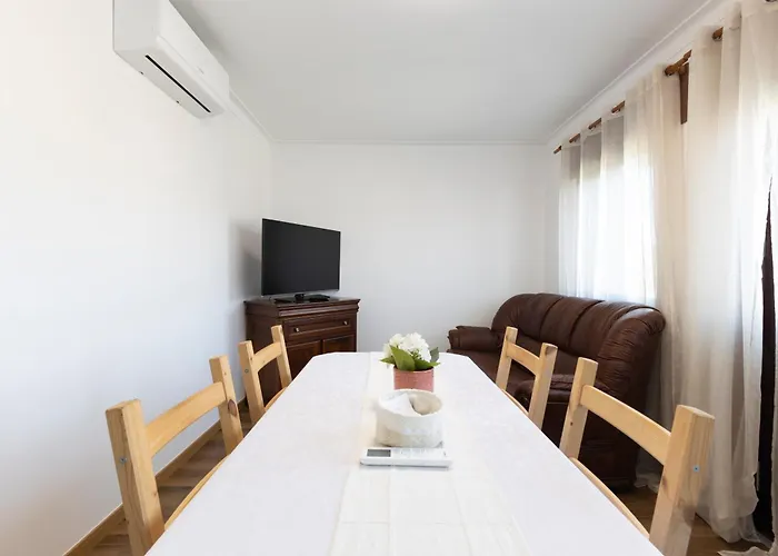 Gasthof A Trajadinha Do Lima Ponte de Lima